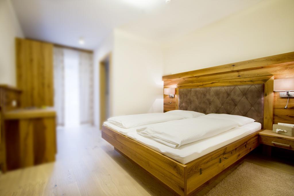 Zirngast Hotel