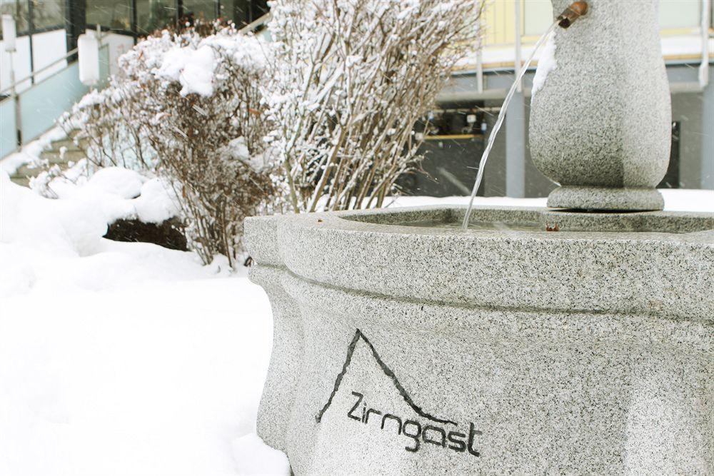 Zirngast 3*