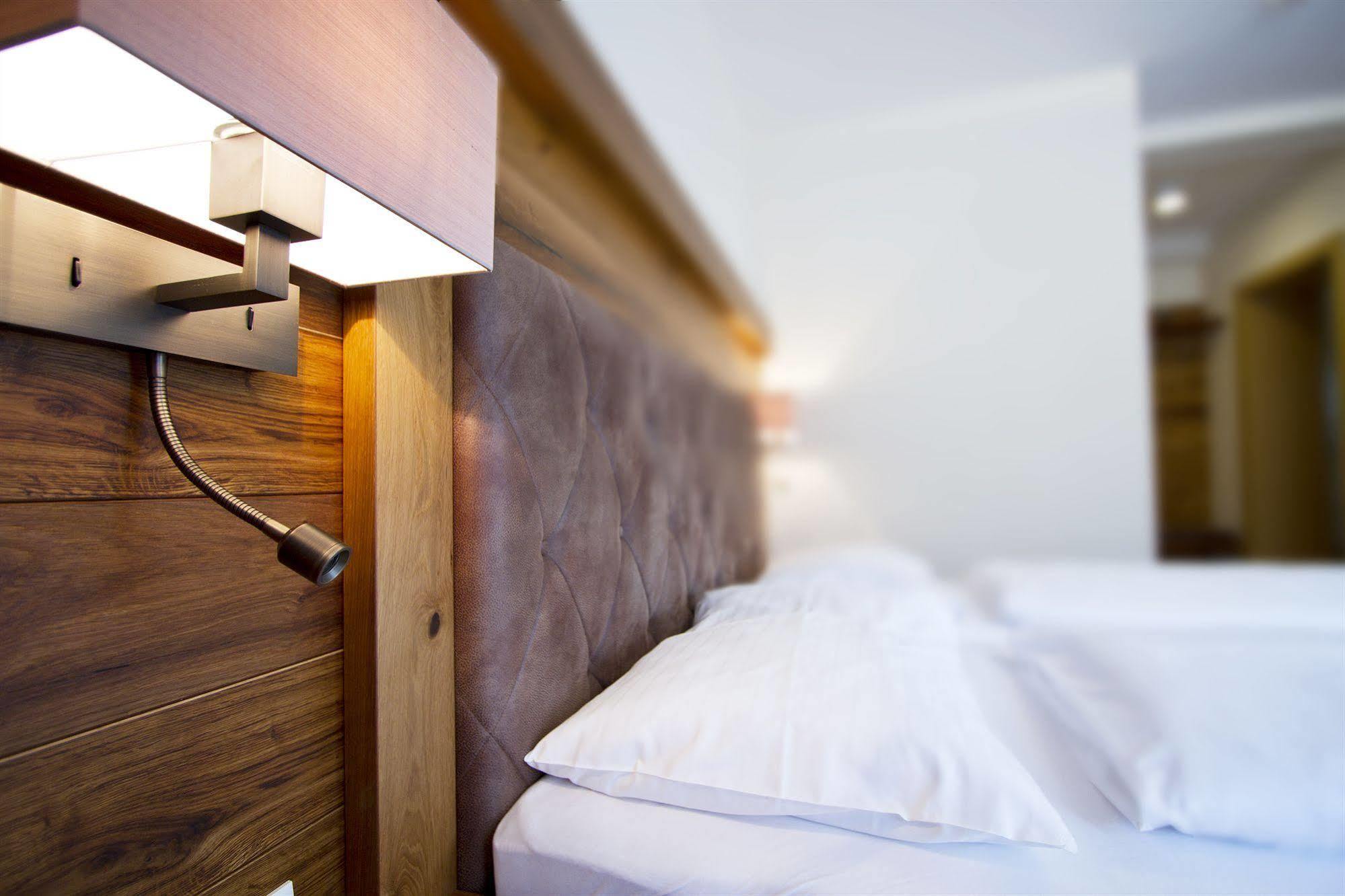 Zirngast Hotel 3*